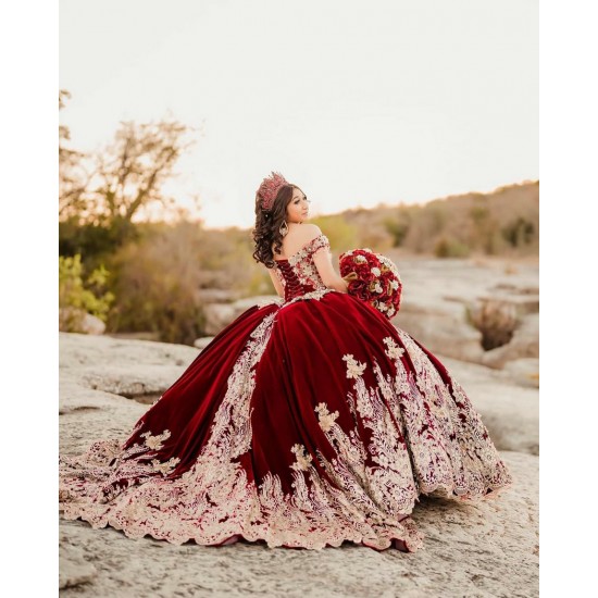 2024 Burgundy Quinceanera Dress Ball Gown Princess Dresses