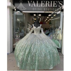 Bell Sleeves Green Quinceanera Dress Sweetheart Neck 15 Dresses With Bow