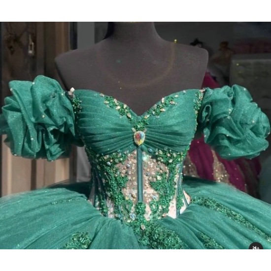 Cape Sleeve Green Quinceanera Dresses Sweetheart Neckline 15 Dress