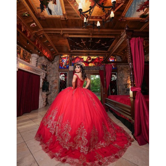 Girls Red Quince Dress Sweetheart Neck Sweet 16 Dresses