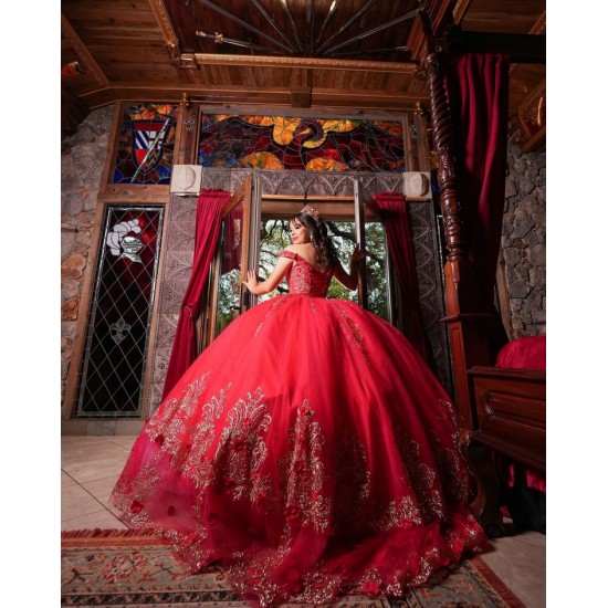 Girls Red Quince Dress Sweetheart Neck Sweet 16 Dresses