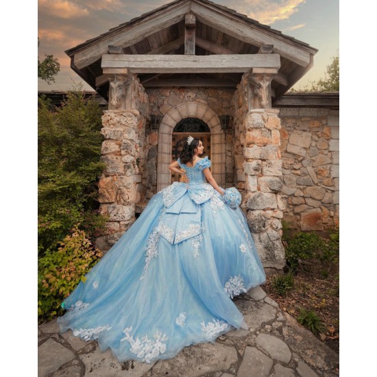 Girls Sky Blue Quince Dress Sweetheart Neck Sweet 16 Dresses With Bow