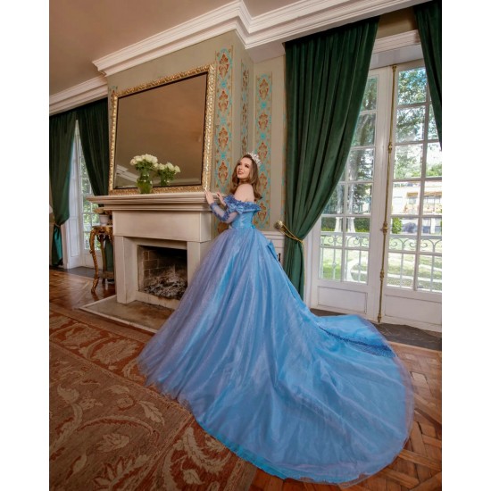 Long Sleeve Sky Blue Quince Dresses Sweetheart Neck 15 Dress