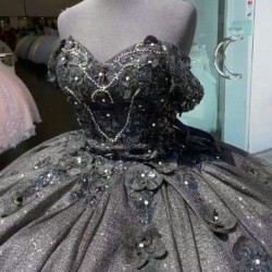 Off Shoulder Black Quinceanera Dress Sweetheart Beading 15 Dresses