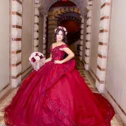 Off Shoulder Burgundy Quinceanera Dress Sequin Sweetheart Neck 15 Dresses