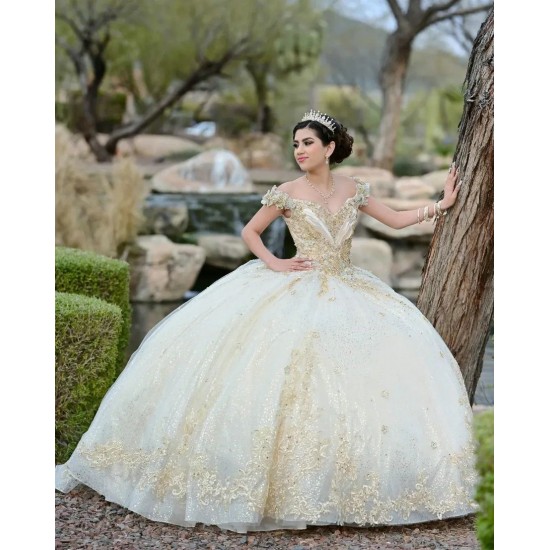 Off Shoulder Champagne Quinceanera Dress Sweetheart Neck 15 Dresses