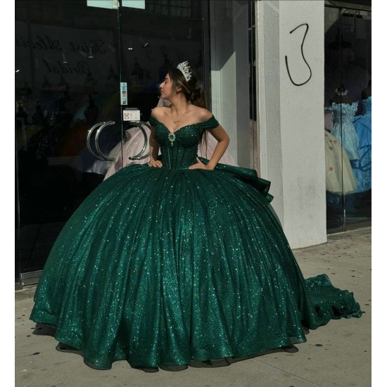 Off Shoulder Emerald Green Quince Dress Sweetheart Crystal Ball Gown 15 Dresses