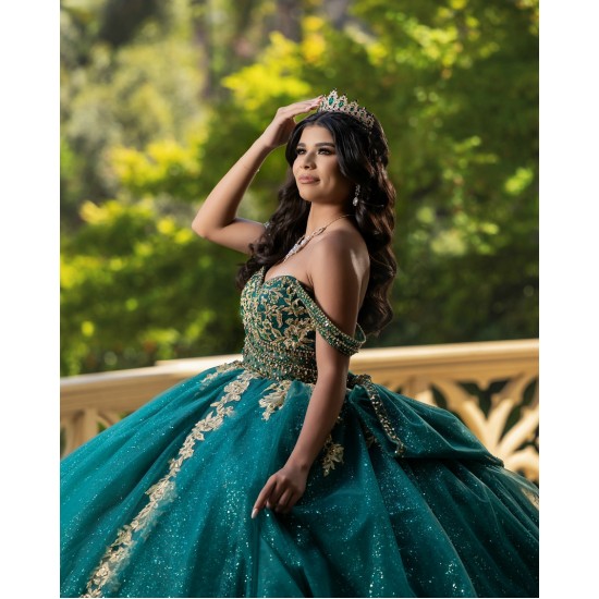 Off Shoulder Emerald Green Quinceanera Dresses Crystal Sweetheart Neck 15 Dress