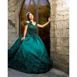 Off Shoulder Emerald Green Quinceanera Dresses Sweetheart Neck 15 Dress