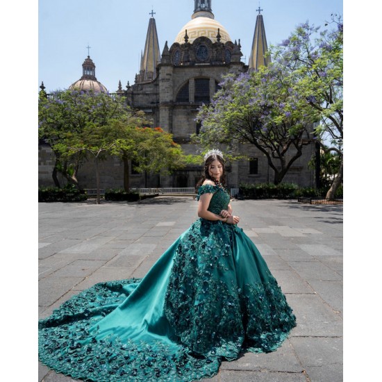 Off Shoulder Emerald Green Quinceanera Dresses Sweetheart Neck 15 Dress