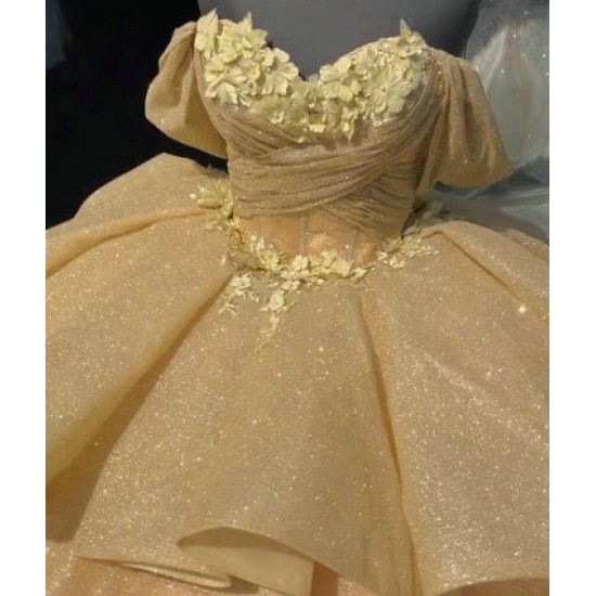 Off Shoulder Gold Quinceanera Dress Sweetheart Neck 15 Dresses