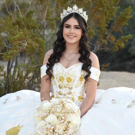 Off Shoulder Layered White Quinceanera Dress Sweetheart Neck 15 Dresses