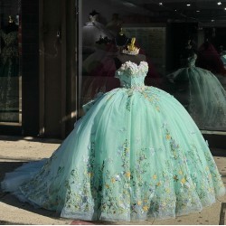 Off Shoulder Light Green Quinceanera Dresses Sweetheart 15 Dress