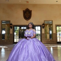 Off Shoulder Lilac Quinceanera Dress Sweetheart Neck Lace Appliques 15 Dresses