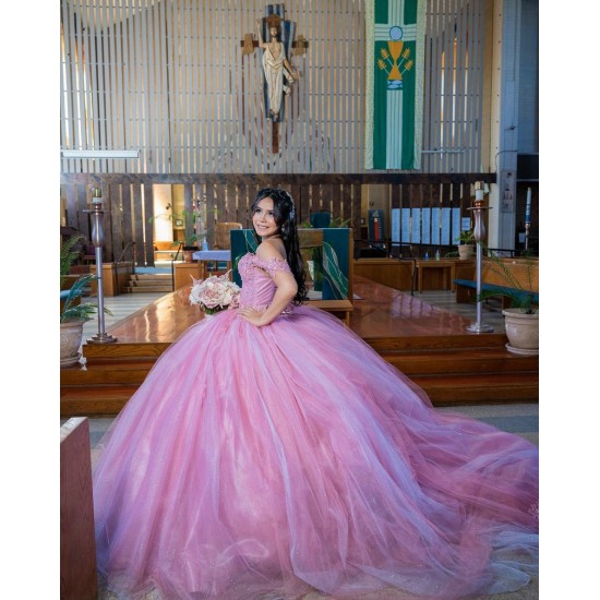 Off Shoulder Pink Quinceanera Dress Sweetheart Neck 2024 Princess Dresses