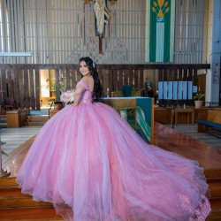 Off Shoulder Pink Quinceanera Dress Sweetheart Neck 2024 Princess Dresses