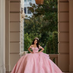 Off Shoulder Pink Quinceanera Dresses Sequin Sweetheart Neck 15 Dress