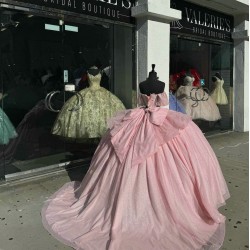 Off Shoulder Pink Quinceanera Dresses Sweetheart Neck 15 Dress With Bow