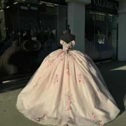 Off Shoulder Pink Quinceanera Dresses Sweetheart Neck Ball Gown 15 Dress