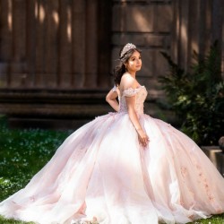 Off Shoulder Quince Dress Pink Vestidos De 15 Anos Women 2024 Ball Gown