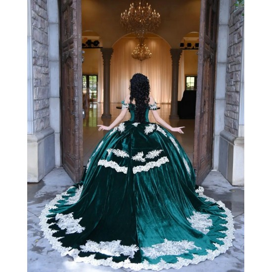 Off Shoulder Quinceanera Dress Sweetheart Neck Emerald Green 15 Dresses