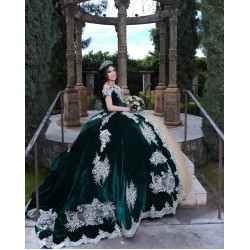 Off Shoulder Quinceanera Dress Sweetheart Neck Emerald Green 15 Dresses