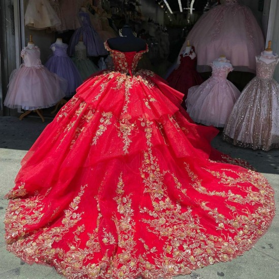 Off Shoulder Red Quince Dresses Lace Appliques 15 Dress Scoop Neck Ball Gown