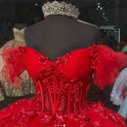 Off Shoulder Red Quinceanera Dresses Sweetheart Neck Lace Appliques 15 Dress