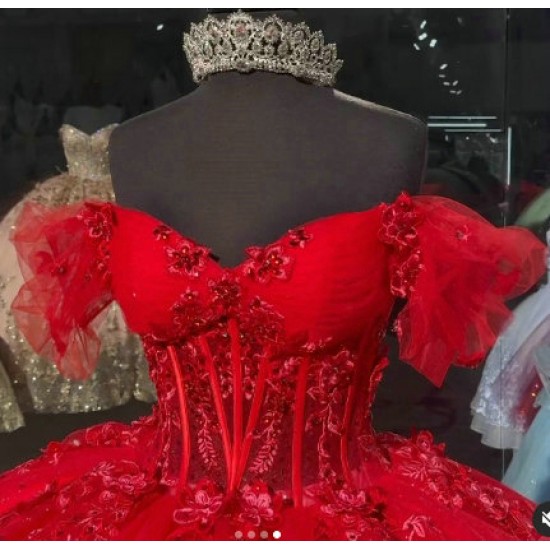 Off Shoulder Red Quinceanera Dresses Sweetheart Neck Lace Appliques 15 Dress