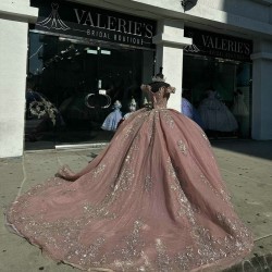 Off Shoulder Rose Gold Quinceanera Dresses Sweetheart Neck Ball Gown 15 Dress