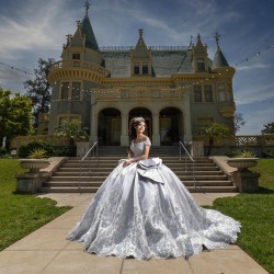 Off Shoulder Silver Quinceanera Dresses Lace Appliques Sweetheart Neck 15 Dress