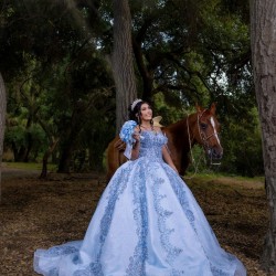 Off Shoulder Sky Blue Quinceanera Dress 2024 Sweet 15 Gowns