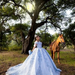 Off Shoulder Sky Blue Quinceanera Dress 2024 Sweet 15 Gowns