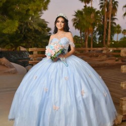 Off Shoulder Sky Blue Quinceanera Dress Lace Appliques Sweetheart 15 Dresses