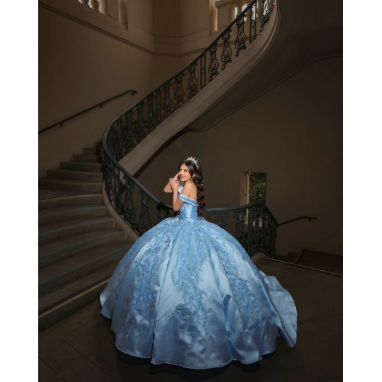 Off Shoulder Sky Blue Quinceanera Dresses Sweetheart Neck 15 Dress