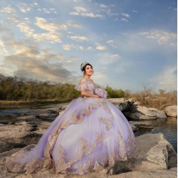 Off Shoulder Sweet 15 Gowns Lilac Quinceanera Dress With Bow