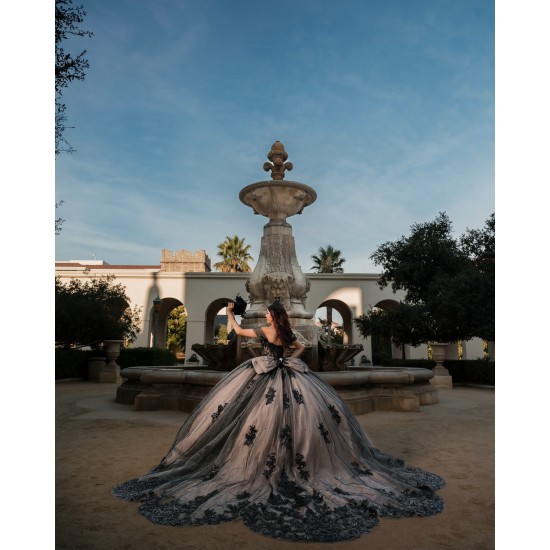 Off Shoulder Vestidos De 15 Anos Black Quinceanera Dress With Bow