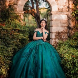 Off Shoulder Vestidos De 15 Anos Emerald Green Quinceanera Dress