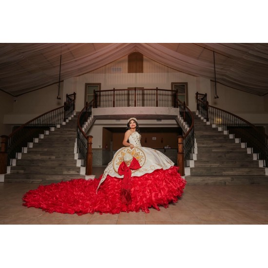 Red On White Quince Dress Ruffled Sleeveless Sweet 15 Gowns