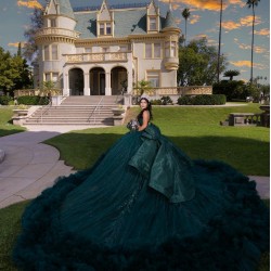 Ruffled Emerald Green Quince Dress Sleeveless Girls Vestidos De 15 Anos