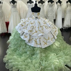 Ruffled Green On White Quinceanera Dress 15 Dresses Spaghetti Strap Ball Gown