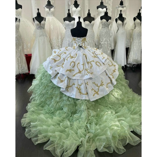 Ruffled Green On White Quinceanera Dress 15 Dresses Spaghetti Strap Ball Gown