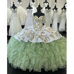 Ruffled Green On White Quinceanera Dress 15 Dresses Spaghetti Strap Ball Gown