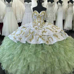 Ruffled Green On White Quinceanera Dress 15 Dresses Spaghetti Strap Ball Gown