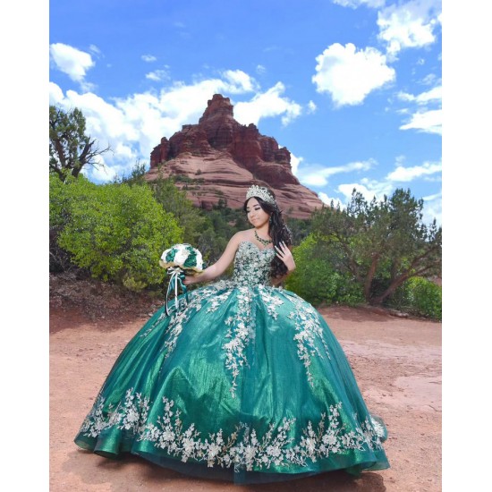 Sleeveless Emerald Green Quinceanera Dress Metallic Leaf Sweetheart Neck 15 Dresses