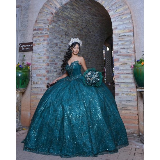 Sleeveless Gray Green Quinceanera Dresses Sweetheart Neck Beading 15 Dress