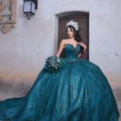 Sleeveless Emerald Green Quinceanera Dress Sweetheart Neck 15 Dresses