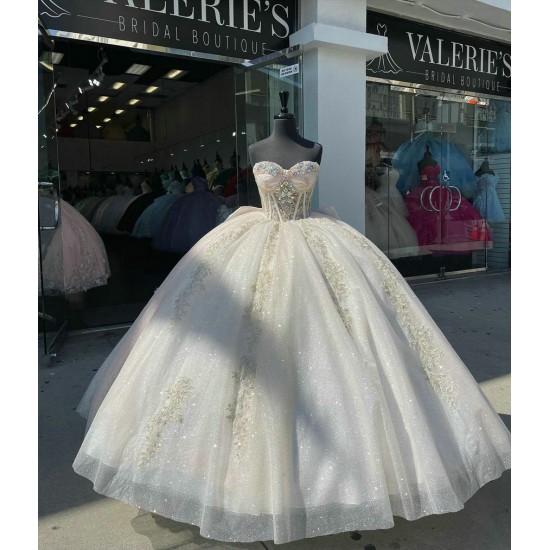 Sleeveless Ivory Quinceanera Dress Sweetheart 15 Dresses With Bow Ball Gown