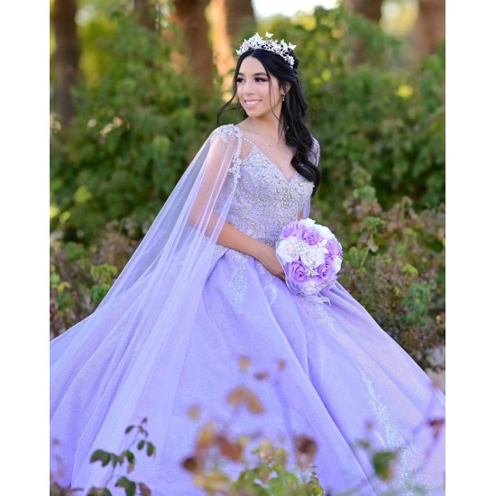 Sleeveless Lilac Quinceanera Dress Metallic Sequin V Neck 15 Dresses