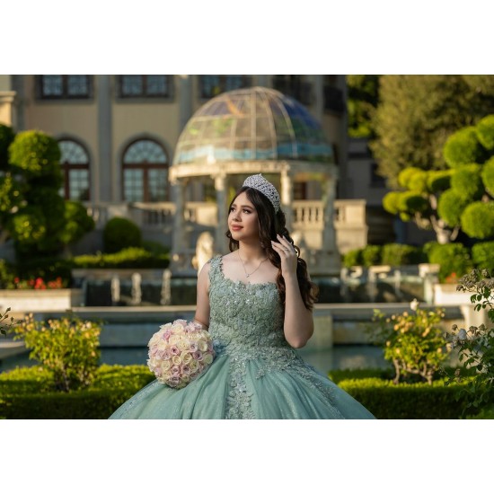 Sleeveless Sage Green Quinceanera Dresses Square Collar 15 Dress